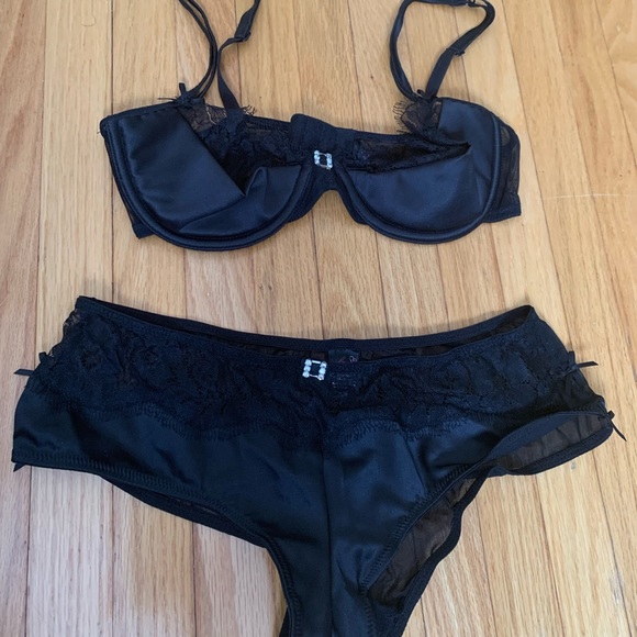 Intimate wear - Picture 7 of 10